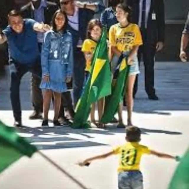Free Bolsonaro — grupos de WhatsApp